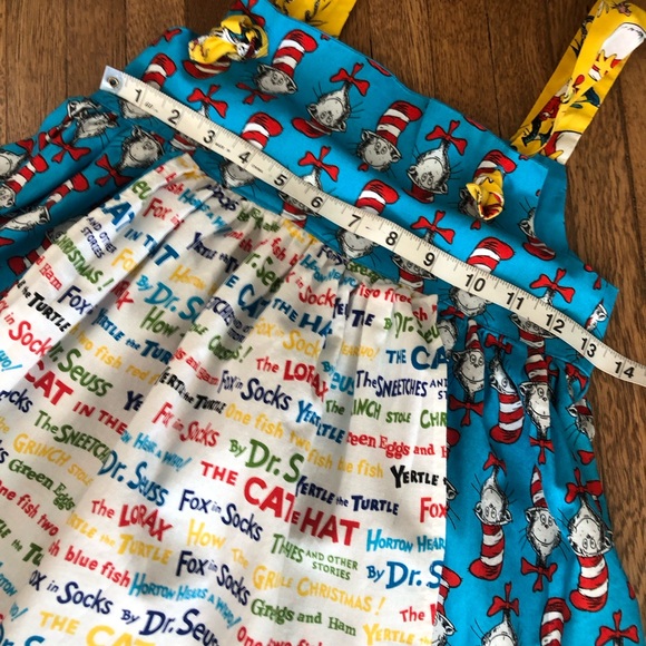 AWESOME Boutique CAT IN THE HAT apron knot dress size 8 - Picture 6 of 8